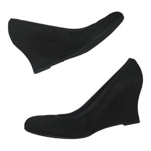 Vaneli black suede wedge size 6